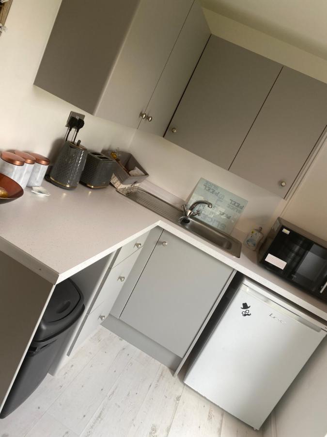 The Shed Bed & Breakfast Merthyr Tydfil Eksteriør bilde