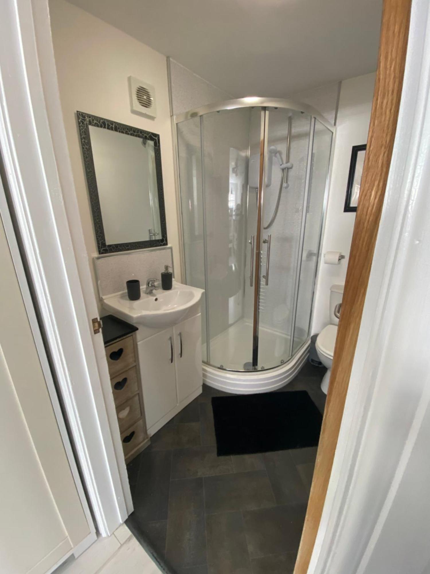 The Shed Bed & Breakfast Merthyr Tydfil Eksteriør bilde